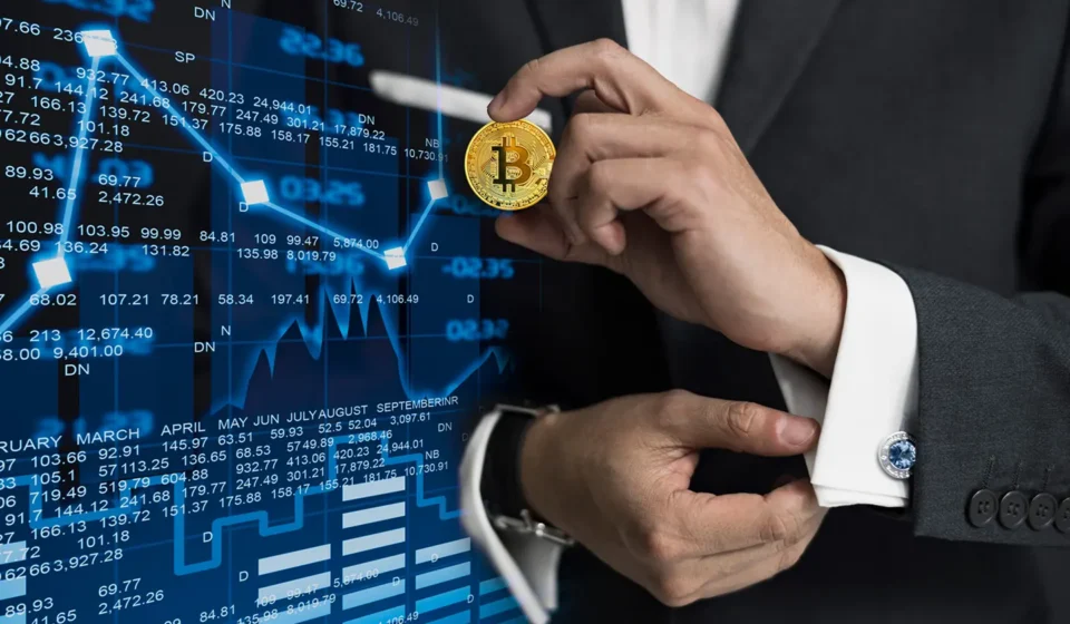 money coin investment businessmen business bitcoin 1419843 pxhere.com